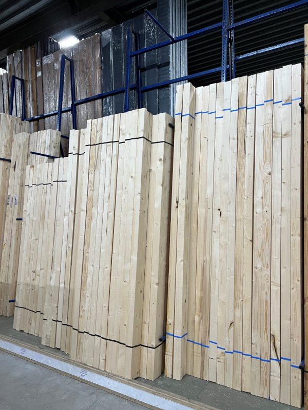 Vuren geschaafd 44x69 mm