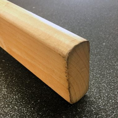 Trapleuning rechthoekig Beuken ±27x70 mm