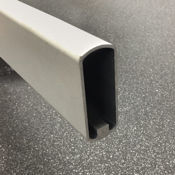 Trapleuning rechthoekig ±27x70 mm aluminium Trapleuning rechthoekig ±27x70 mm aluminium