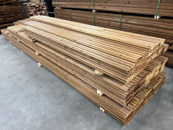 Gemodificeerd Rhombus profiel 26x140 mm