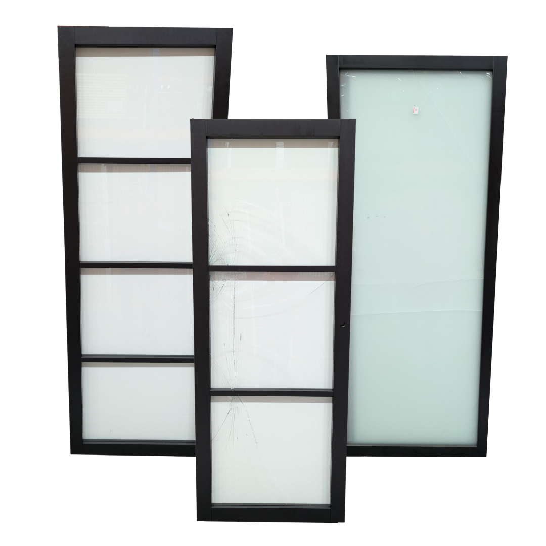 Staallook deuren met glasschade